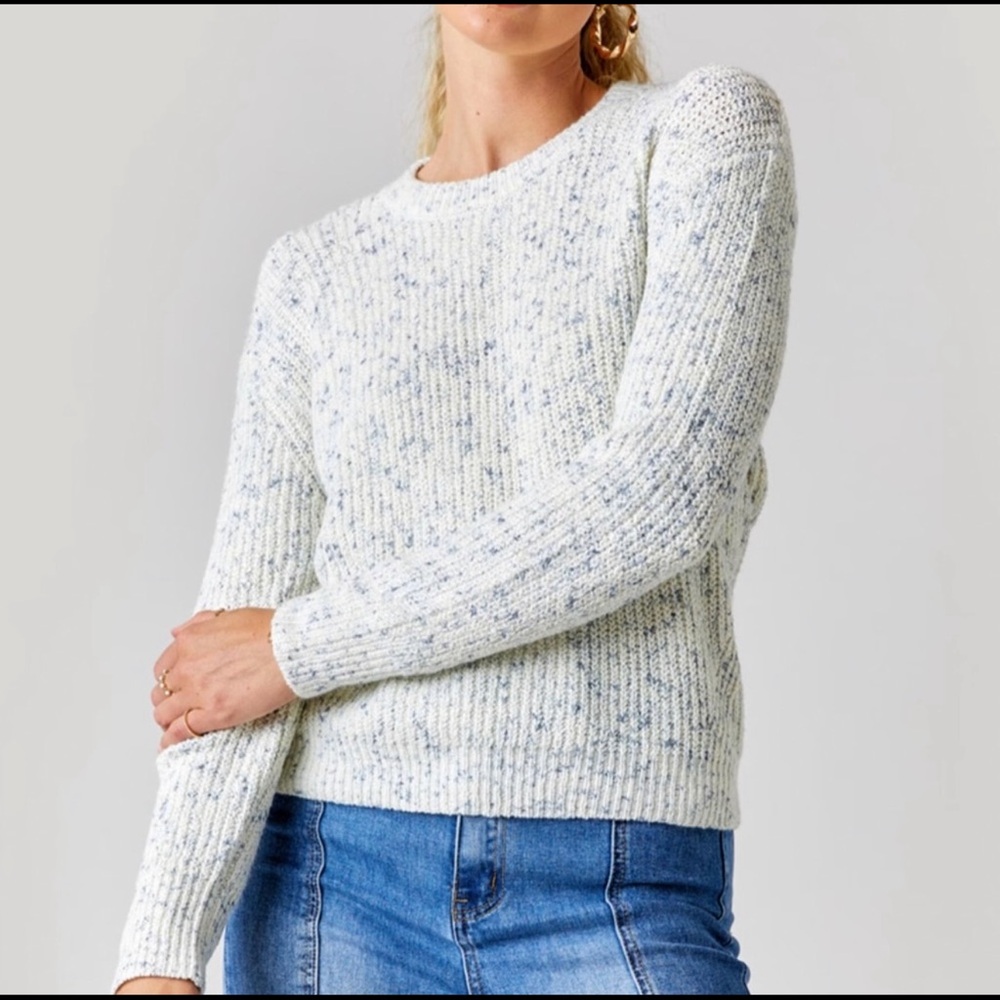 Blue Rain Women's Textured Sweater - Picture 4 of 7